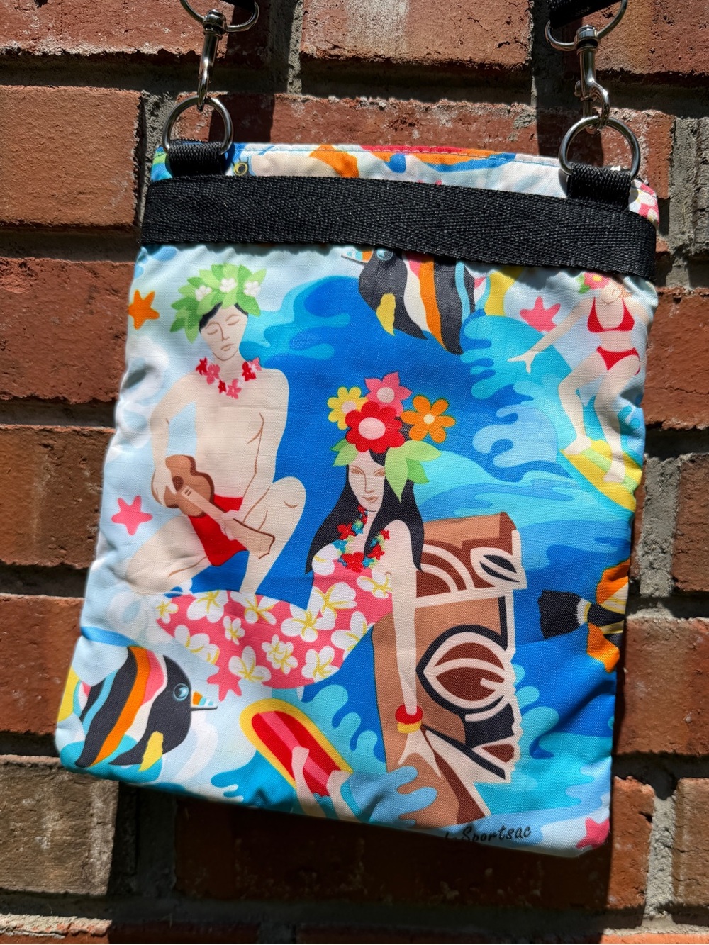 Lesportsac Vintage Hawaii Print Triple-Zip Crossbody - Picture 4 of 5